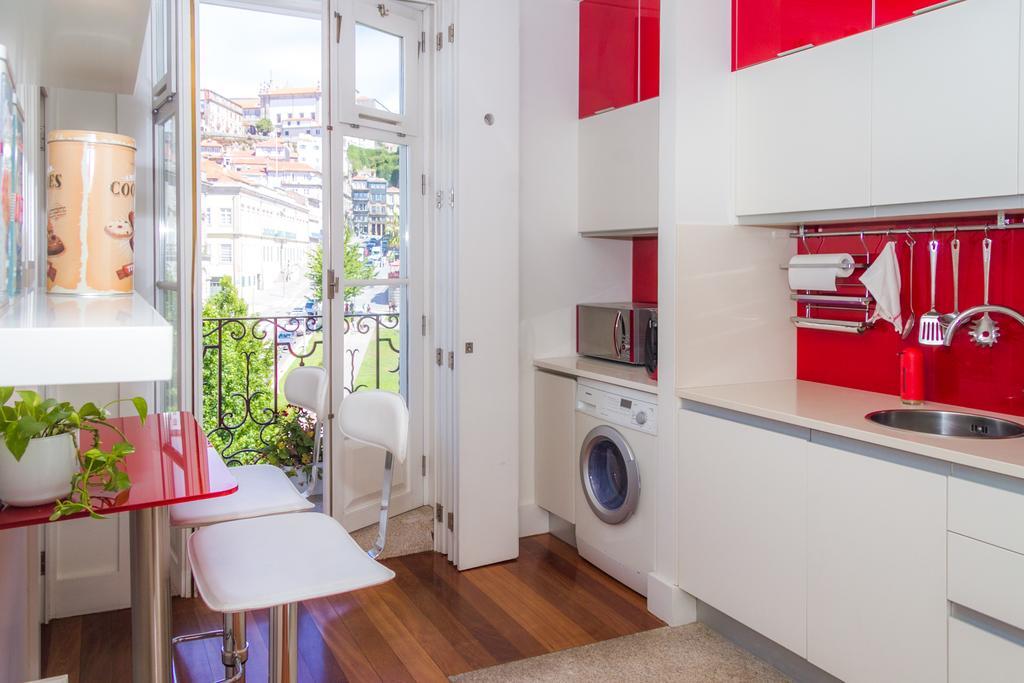 Liiiving In | Ribeira Boutique Apartment Porto